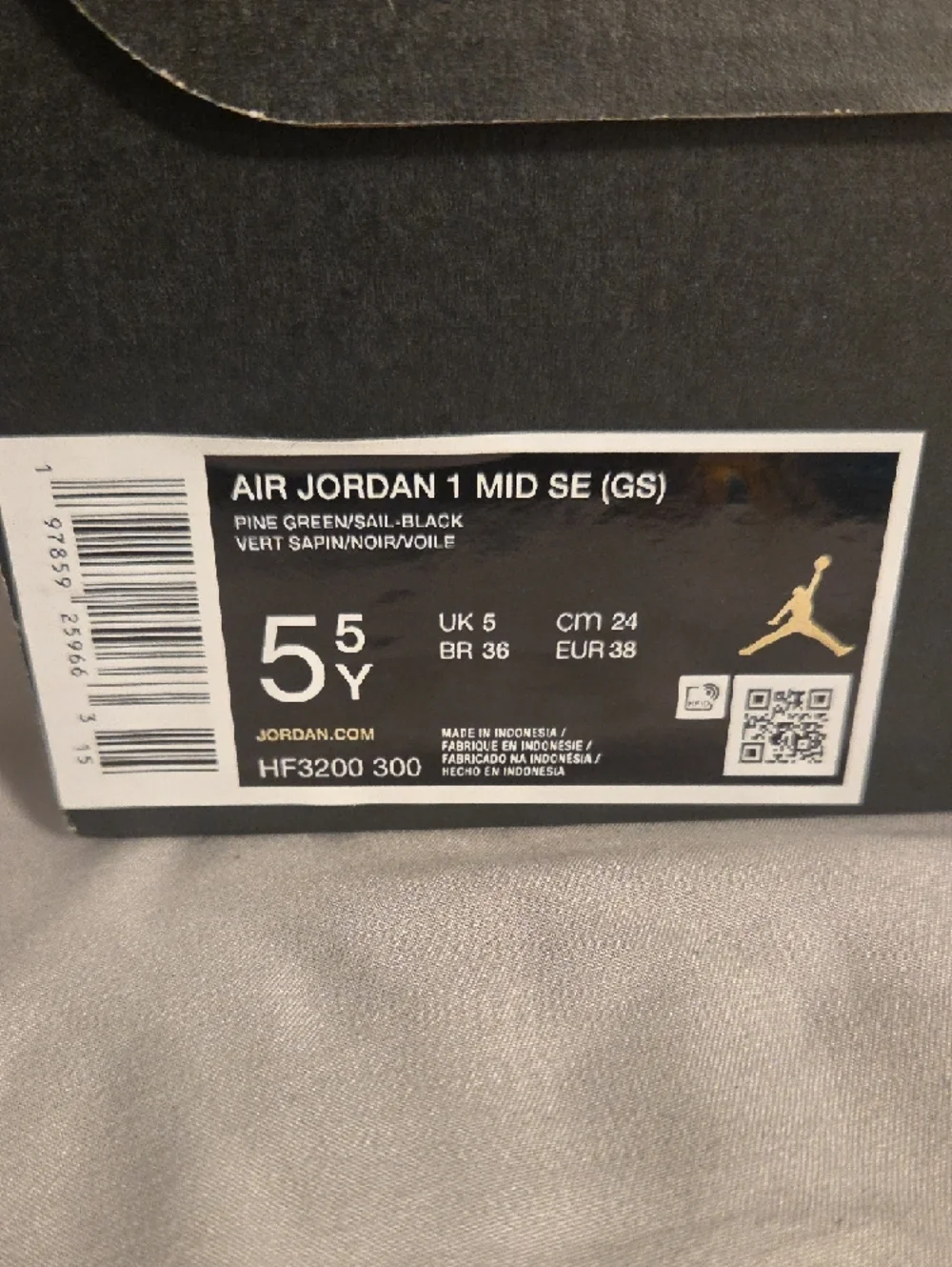 Jordan air lining